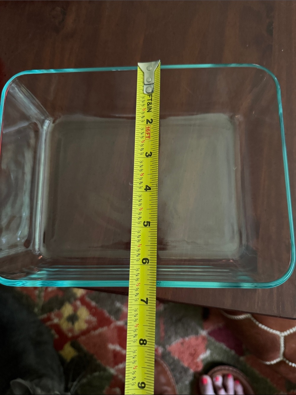 Pyrex Rectangular Glass Storage Container with Plastic Lid - Picture 2 of 4